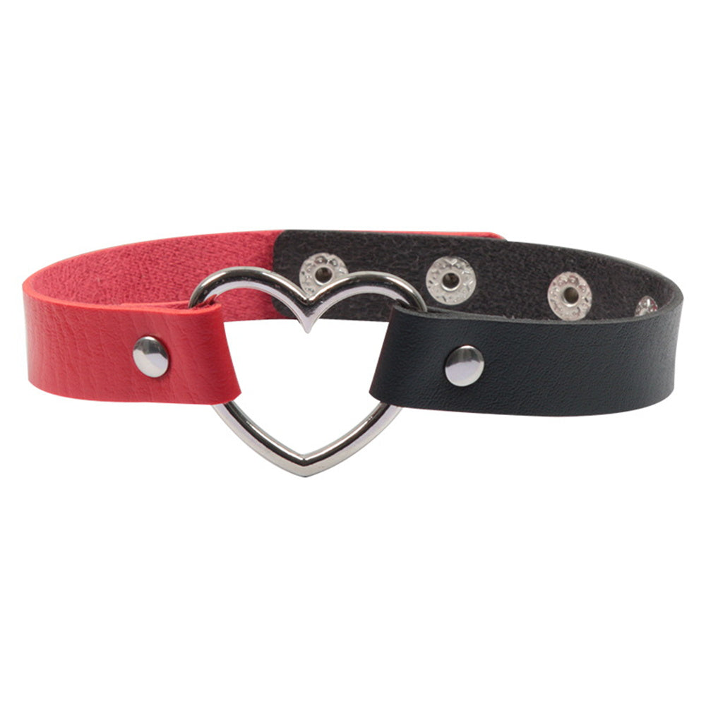 Bicolor PU leather choker collar with heart metal ring